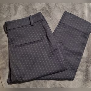 Ankle-length striped slacks